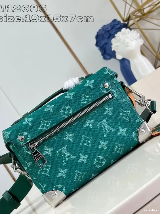 Cheap Trunk-19*15*7CM VUITTON LOUIS Soul 0528